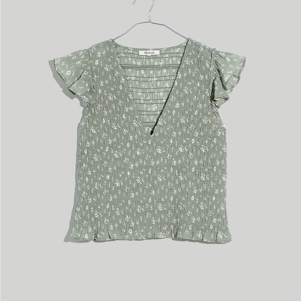 Madewell Lucie V-Neck Smocked Top in Cottage Garden